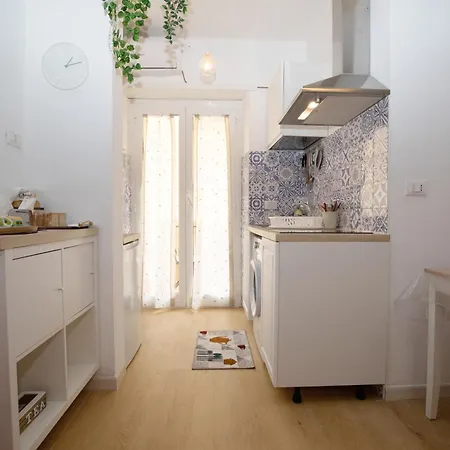 Apartment Domus Appio Latino - Parco Appia Antica Rome