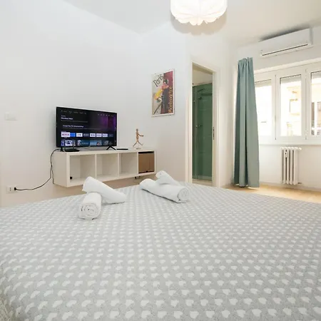 Apartment Domus Appio Latino - Parco Appia Antica Rome
